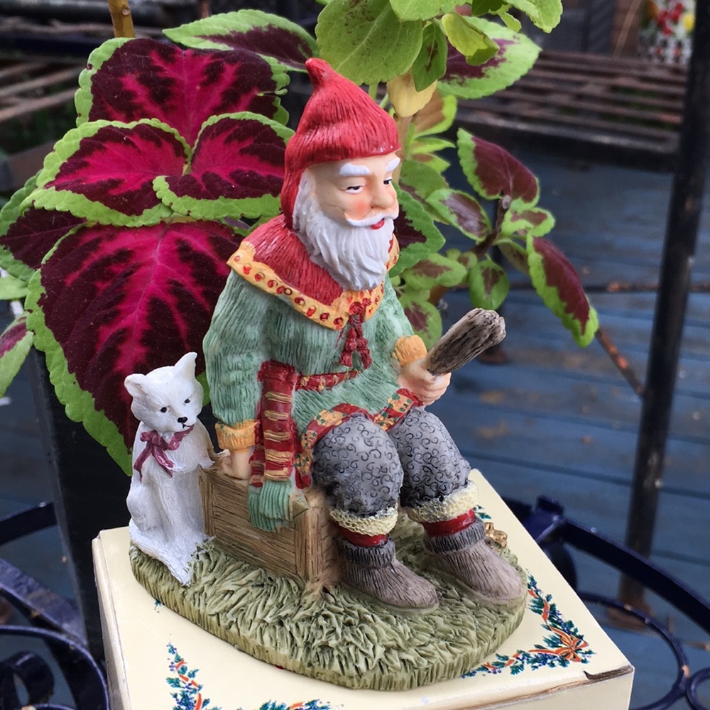 The international Santa Claus Collection